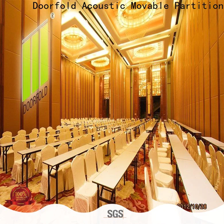 Doorfold cool room dividers bulk production for exhibition