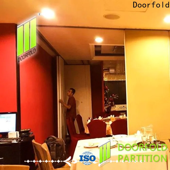 Doorfold commercial room dividers easy installation for meeting room