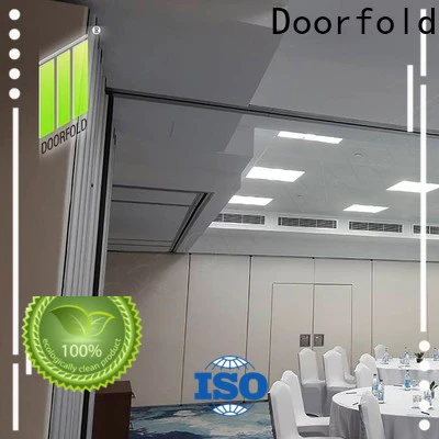 Doorfold modern partition for conference room