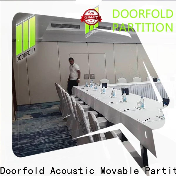 Doorfold partition wall dividers for meeting room