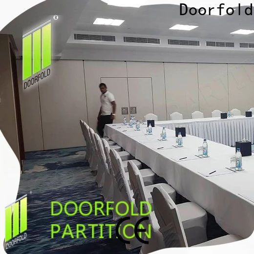 Doorfold foldable glass partition custom for conference centers