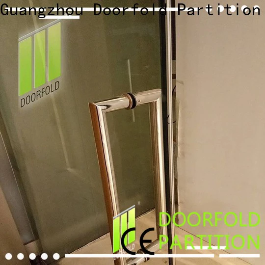 Doorfold frameless glass door highly-rated for restaurant