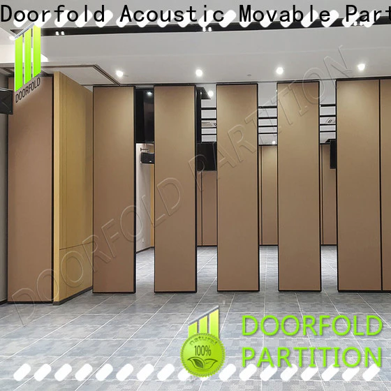 Doorfold operable sliding room partitions durable