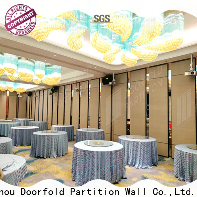 Doorfold custom stand up wall dividers oem&odm factory