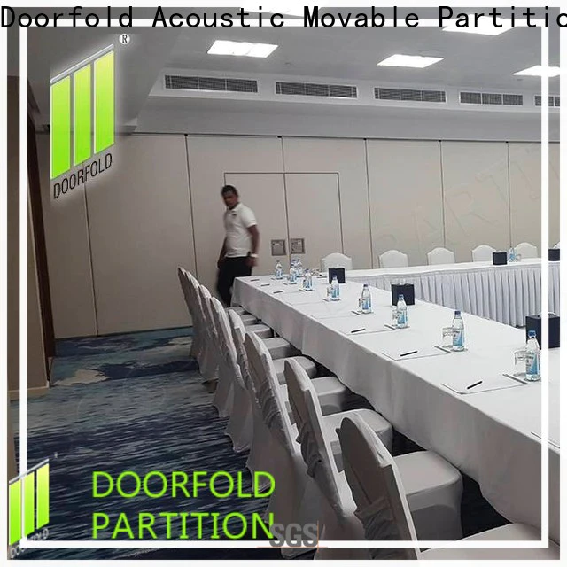 Doorfold accordion partition wall systems manufacturer for educational establishments