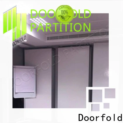 Doorfold foldable glass partition modern design for educational establishments