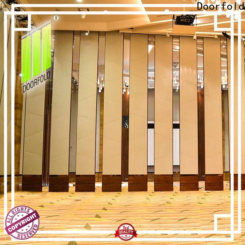 Doorfold commercial sliding wall dividers simple structure for restaurant