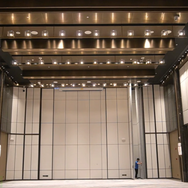 Doorfold Operable Partition Walls Applied to International Hotels(The Hilton Hotel)