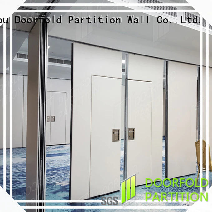 Doorfold temporary room partition free design