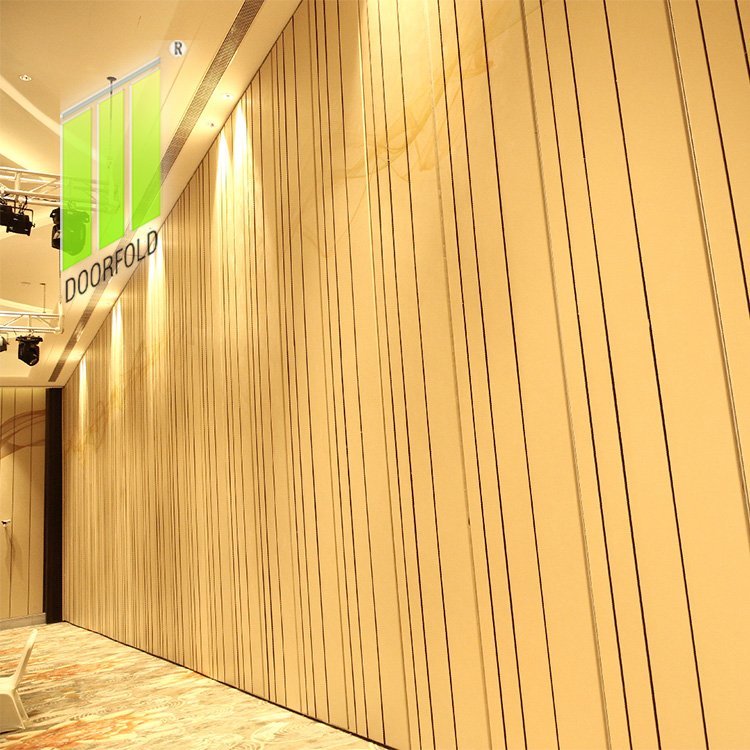 Movable Acoustic Folding Partition Wall for Yun Lan Bay Hotel