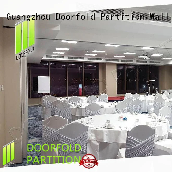Doorfold sliding folding partition durable for office
