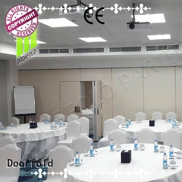 Doorfold soundproof partition wall for conference room