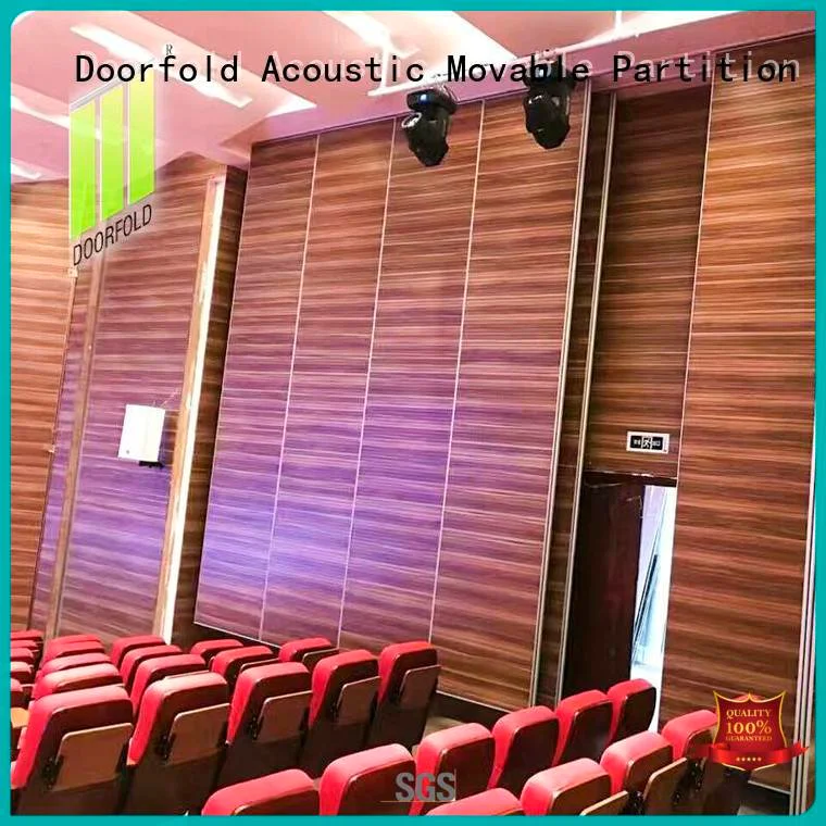 sliding folding partitions movable walls folding display museum movie