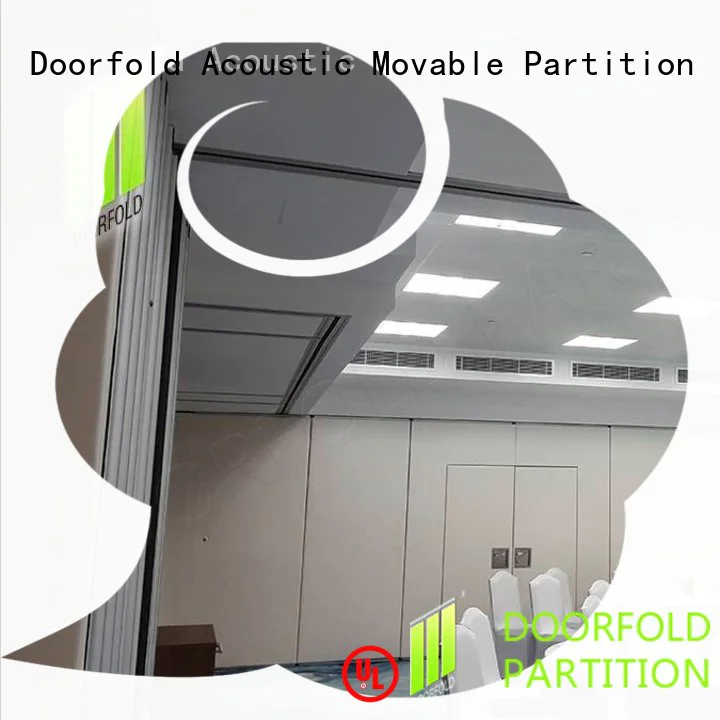 Doorfold custom room divider custom for meeting room