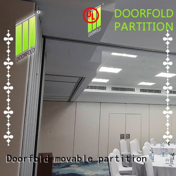 Doorfold movable partition Brand hot sale seafood saudi soundproof folding walls glass