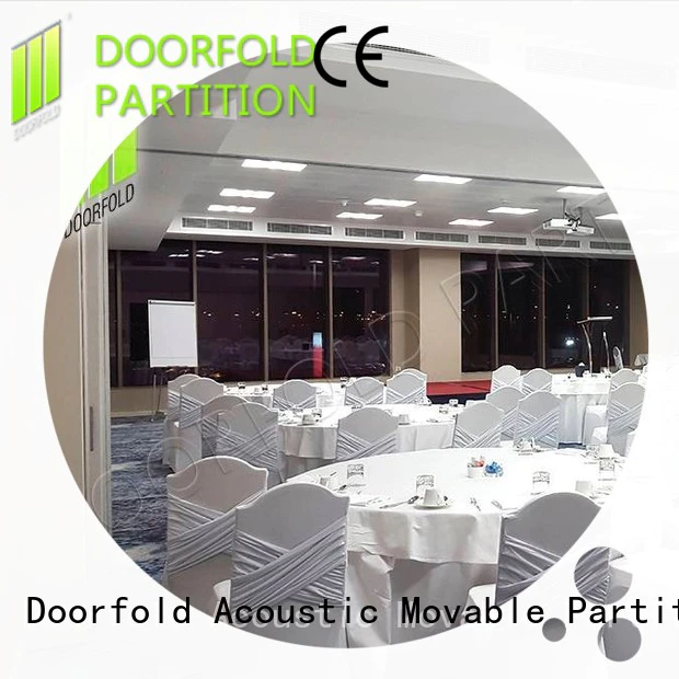Doorfold sliding folding partition durable for meeting room