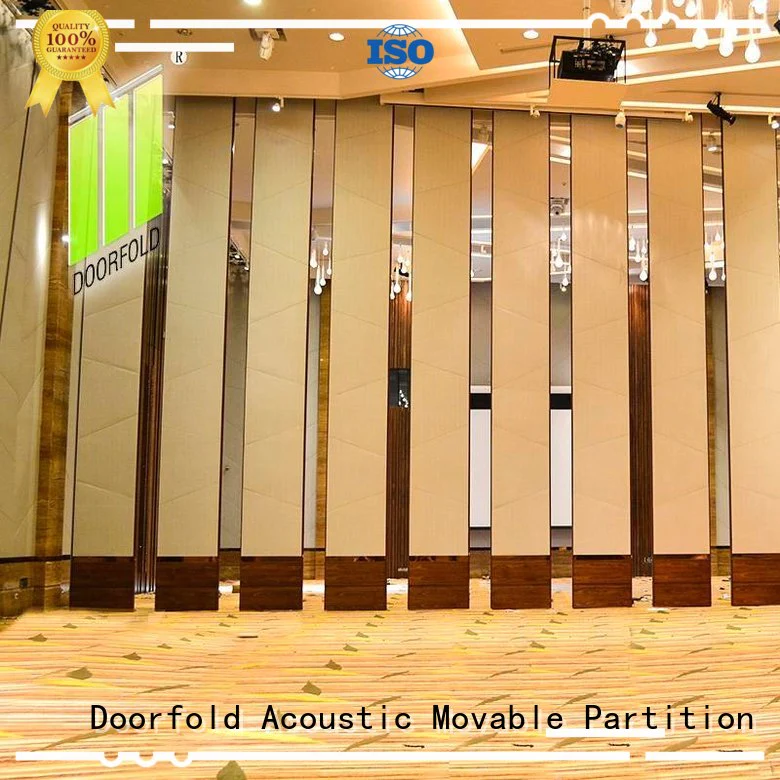 flexible acoustic sliding folding partition operable for restaurant