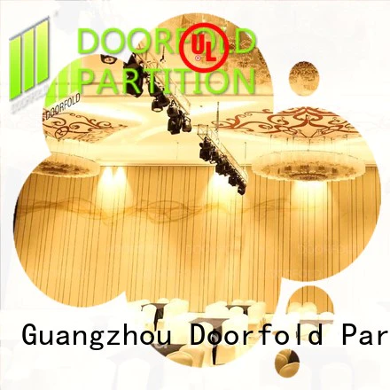 Doorfold acoustic movable partitions restaurant
